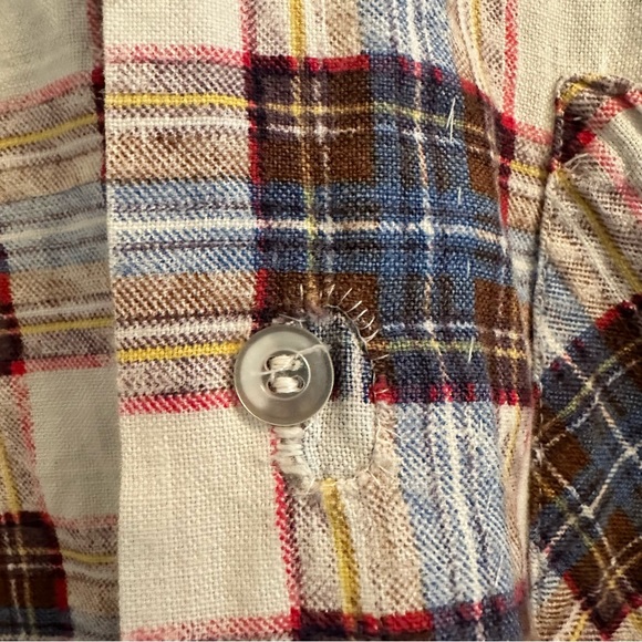 Vintage plaid button down long sleeve - Picture 5 of 10